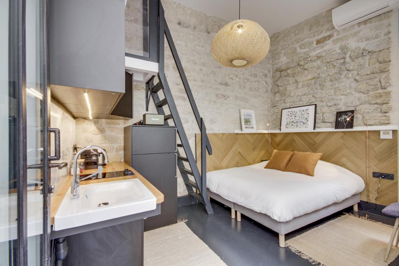 Chez Colette Canal St Martin Parijs